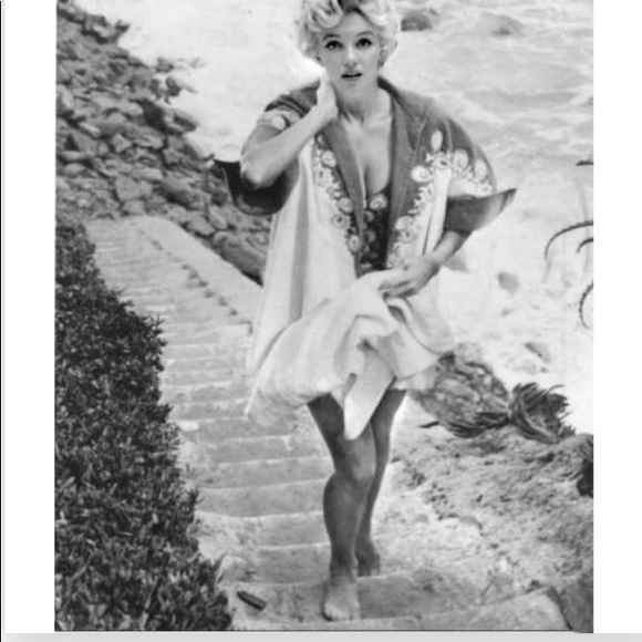 🌟Kimono in Red Floral Small - Picture 13 of 16